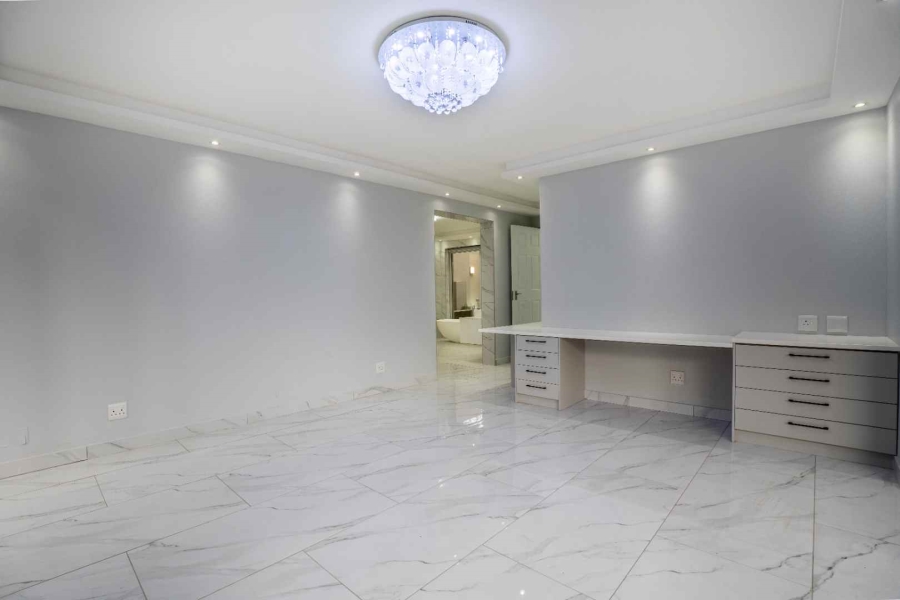 To Let 5 Bedroom Property for Rent in Fairhaven Country Estate Western Cape